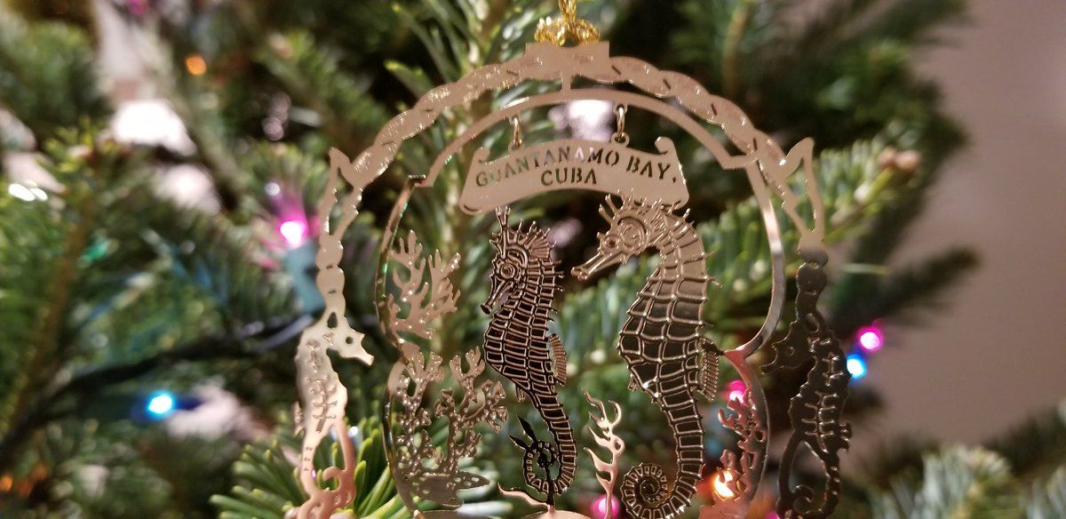 oh my god twitter doesn’t include alt text from images in their API